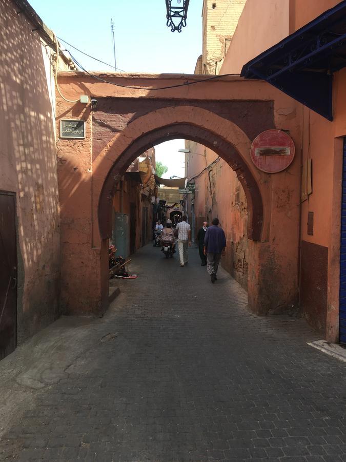 Riad Laly Tourisme Eclaire Le Bijou De La Medina Marrakesz Zewnętrze zdjęcie